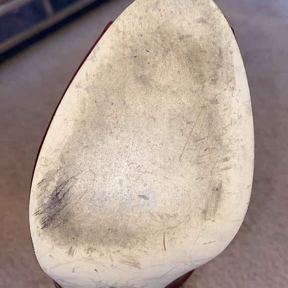 Heels - Picture 5 of 8